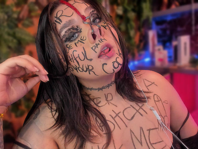 Lauratakint - Live porn &amp; sex cam - 18750030