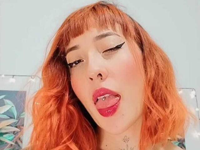 MaddiMore - Live porn &amp; sex cam - 18750302