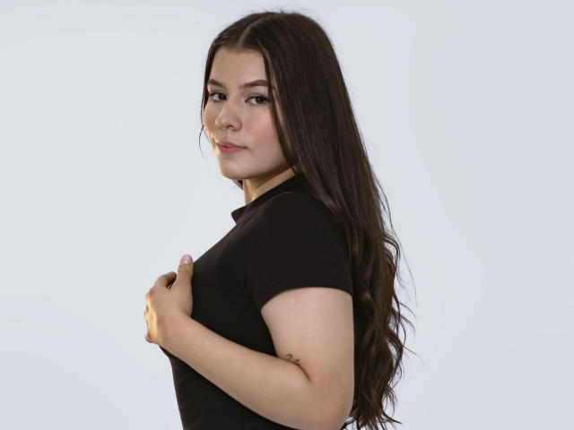 AngieGuzman - Live porn &amp; sex cam - 18756406