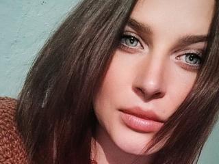 AniSiyaCecile - Live porn &amp; sex cam - 18759962