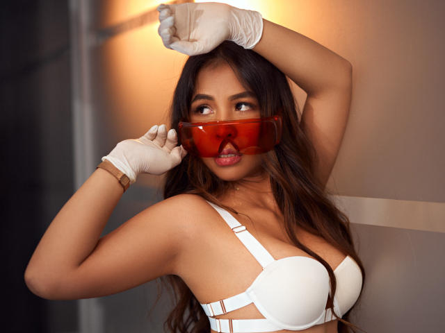 MeganWisse - Live porn &amp; sex cam - 18760262