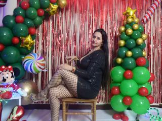 RoxanaClever - Live Sex Cam - 18761842