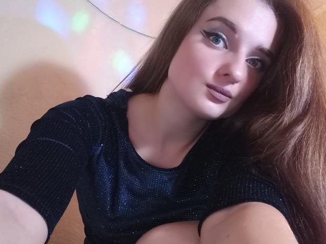 KariMillie - ライブポルノ&amp;セックスカム - 18763318