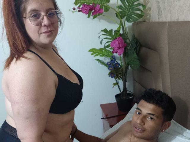 ScarletNRaul - Live sex cam - 18764122