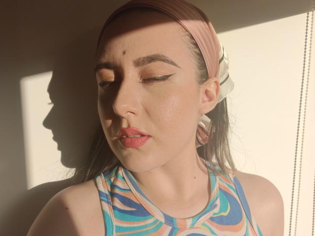 MabyLegrand - Live sex cam - 18764522