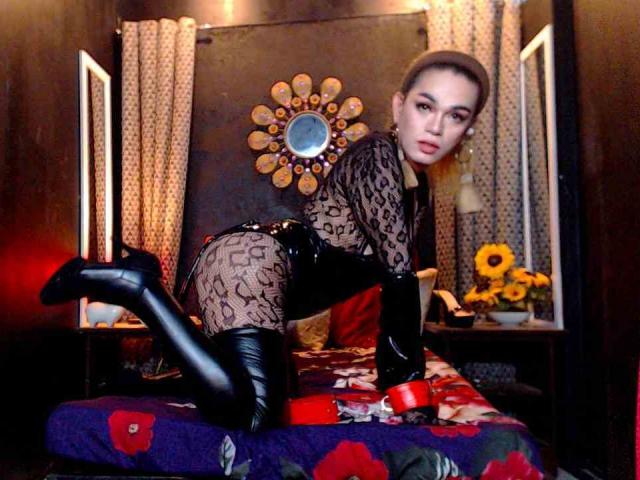 SaintHornyTs - сексуальная веб-камера в реальном времени - 18764814