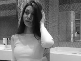 ZoeNills - сексуальная веб-камера в реальном времени - 18767494