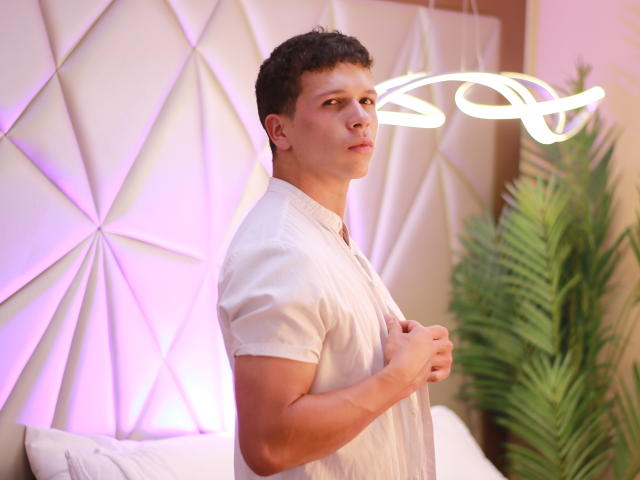 AdamShelby - Live porn &amp; sex cam - 18769866