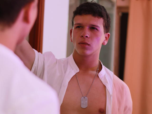 AdamShelby - Live porn &amp; sex cam - 18770134