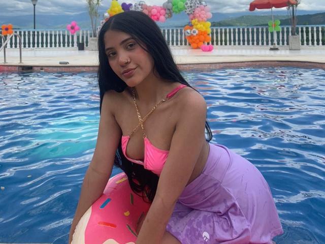 AlexaRossi - Live porn &amp; sex cam - 18770694