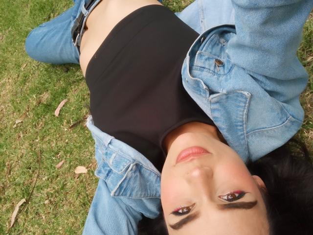 CharlotteBroown - Live sexe cam - 18771322