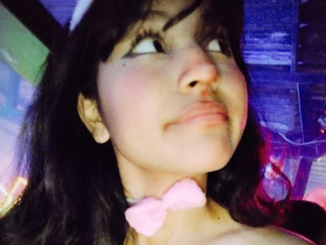 DaphnieEvans69 - сексуальная веб-камера в реальном времени - 18775450