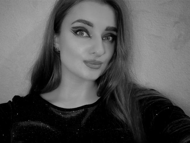 KariMillie - Live porn &amp; sex cam - 18776302