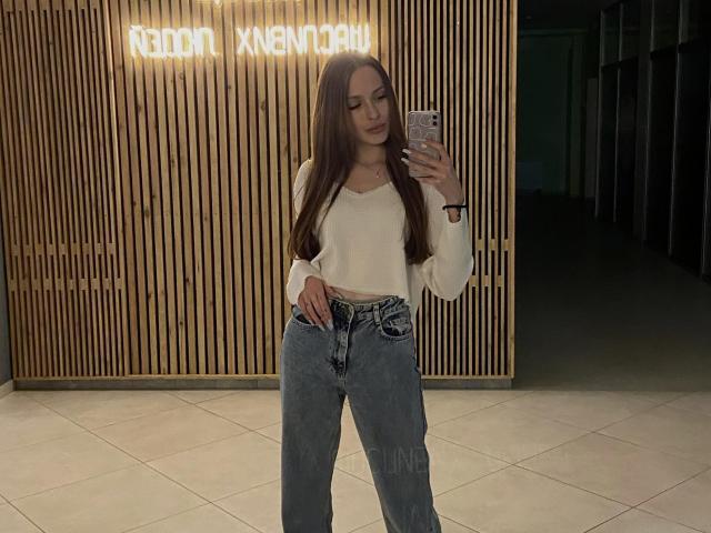 BeverlyNorth - Live porn &amp; sex cam - 18779902