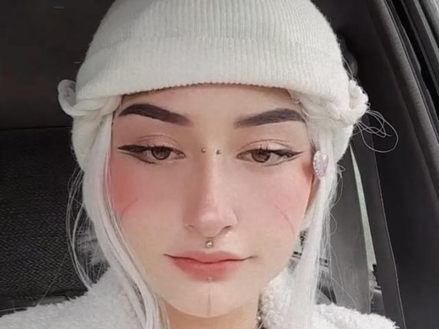 SophieMitsuri - Live porn &amp; sex cam - 18782214