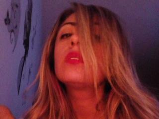 LuliLatinKiss - Live porn &amp; sex cam - 18784454