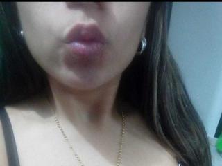 LuliLatinKiss - Sexe cam en vivo - 18784462