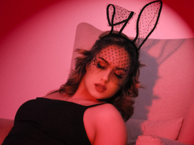 LisaFrancis - сексуальная веб-камера в реальном времени - 18786250