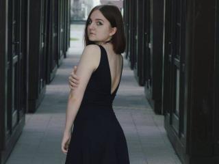 AveryVeksler - Live porn &amp; sex cam - 18786490