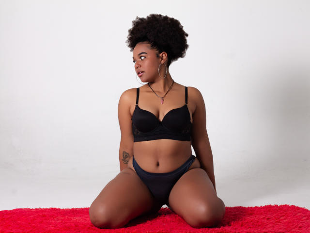 TessWilliams - Live porn &amp; sex cam - 18787570