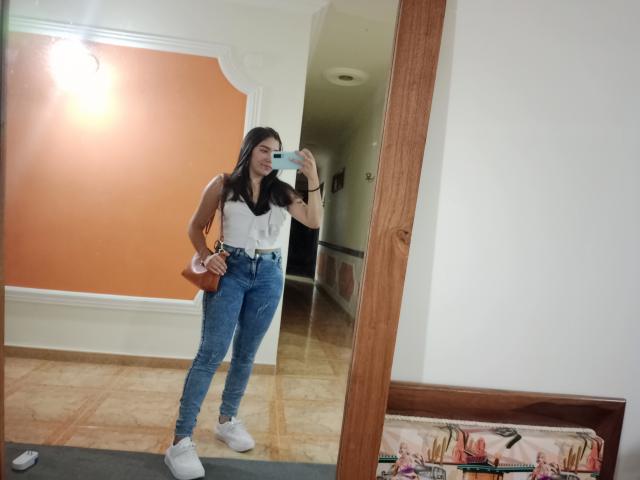 SharonKlart - פורנו בשידור חי ומצלמת סקס - 18788618