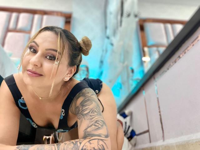 AmeliaMerie - Live porn &amp; sex cam - 18789086