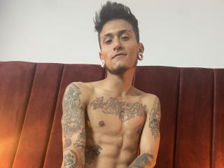 MaxThz - Live porn &amp; sex cam - 18789610
