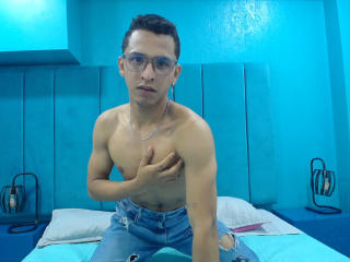 BadBrian - Live porn &amp; sex cam - 18791270