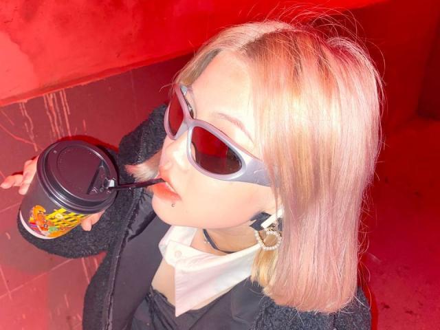 LinaSunFlower - Live sex cam - 18794202