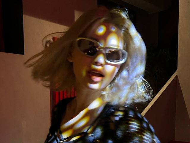 LinaSunFlower - Live sex cam - 18794206