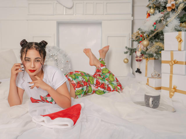 PerfectLyly - сексуальная веб-камера в реальном времени - 18797218