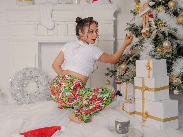 PerfectLyly - Live porn &amp; sex cam - 18797222