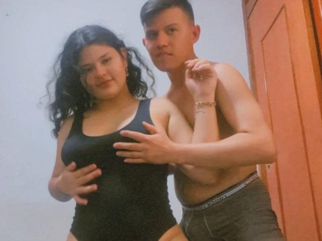 CoupleNoLimits - Live sex cam - 18800262