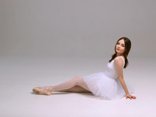 ElvingBell - Live porn &amp; sex cam - 18802770