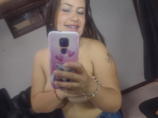 XimenaOwen - Live porn &amp; sex cam - 18804554