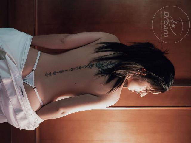 VioletWarner - Live porn &amp; sex cam - 18804882