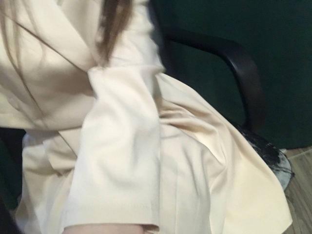 Fellinia - Live porn &amp; sex cam - 18810098