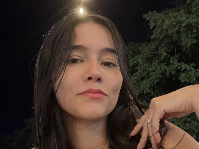 DeisyWest - Porno na żywo i seks kamera - 18812106