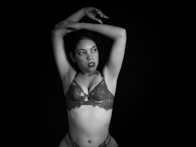 InnaBener - Live porn &amp; sex cam - 18814622