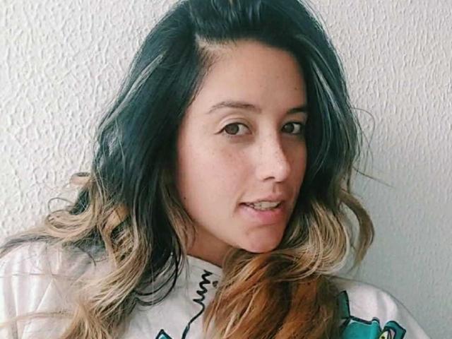 AllieeMod - Sexe cam en vivo - 18815430