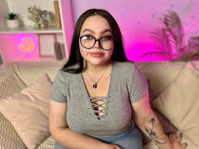 AmberWoods - Live porn &amp; sex cam - 18817046