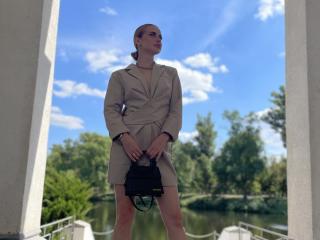 JennaGloss - Live porn &amp; sex cam - 18818002