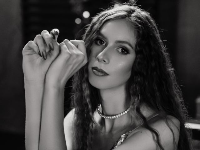 OliviaSweety - Élő pornó és szexkamera - 18820182