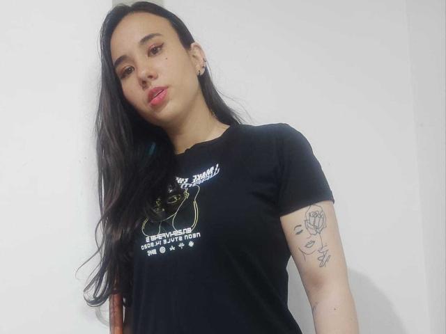 GrettaRomola - Live sex cam - 18820514