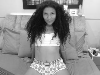 VeronicaDarias - Live porn &amp; sex cam - 18821326