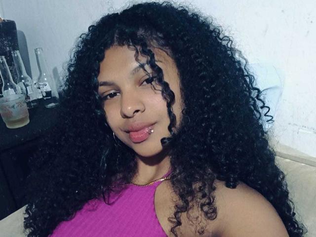 EmmaRiicco - Live porn &amp; sex cam - 18821758