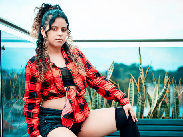 AliceMorgans - ライブポルノ&amp;セックスカム - 18825530