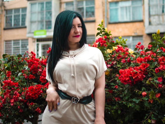 SophiaCruz - Live porn &amp; sex cam - 18829730