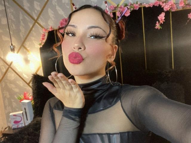 ValeryHarllow - Live sex cam - 18831222
