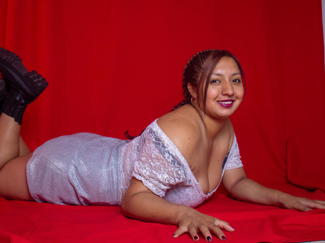 IvyCher - Live porn &amp; sex cam - 18834978